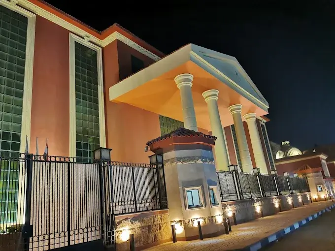 Study at MTI University for expatriates